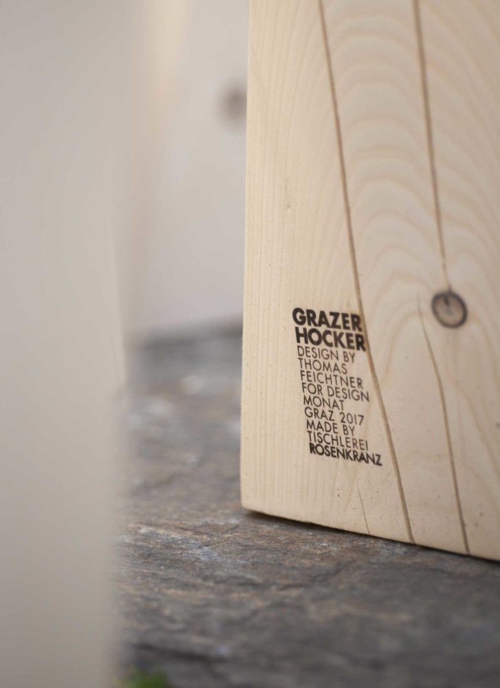 Der Grazer Hocker von Rosenkranz Design Möbel