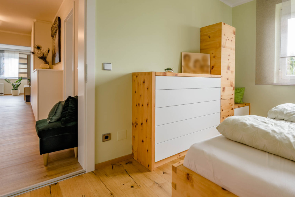 Schlafzimmer B. von Rosenkranz