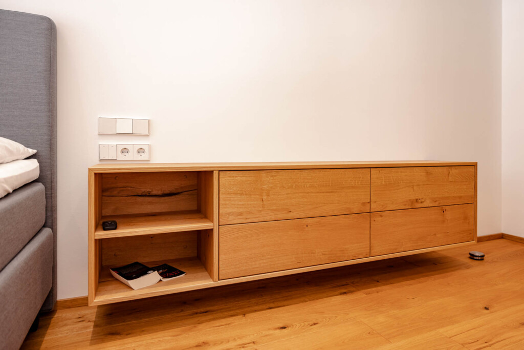 Schlafzimmer & Schrankraum H. von Rosenkranz